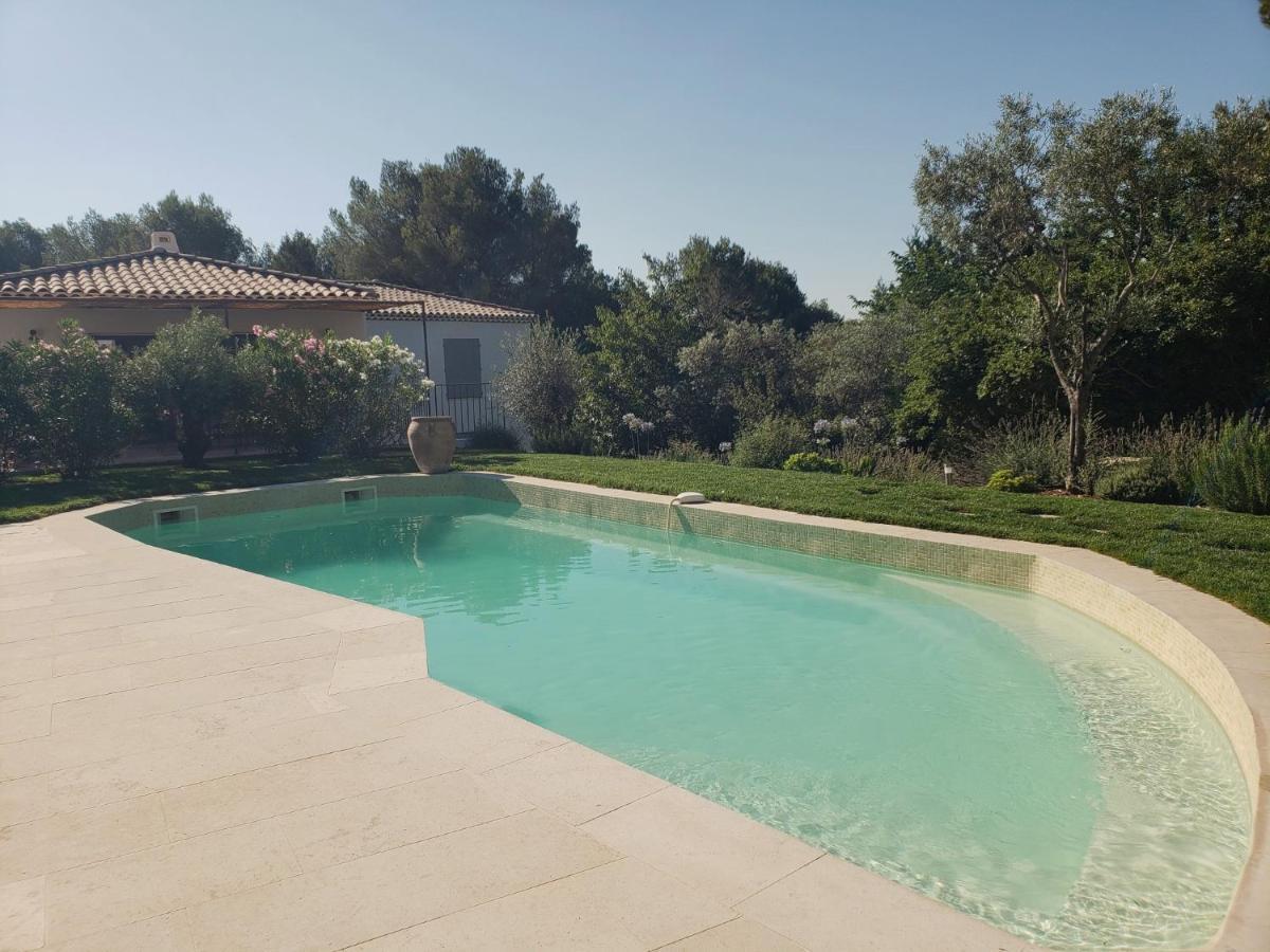 לינה וארוחת בוקר Éguilles La Bastide D'Alix מראה חיצוני תמונה