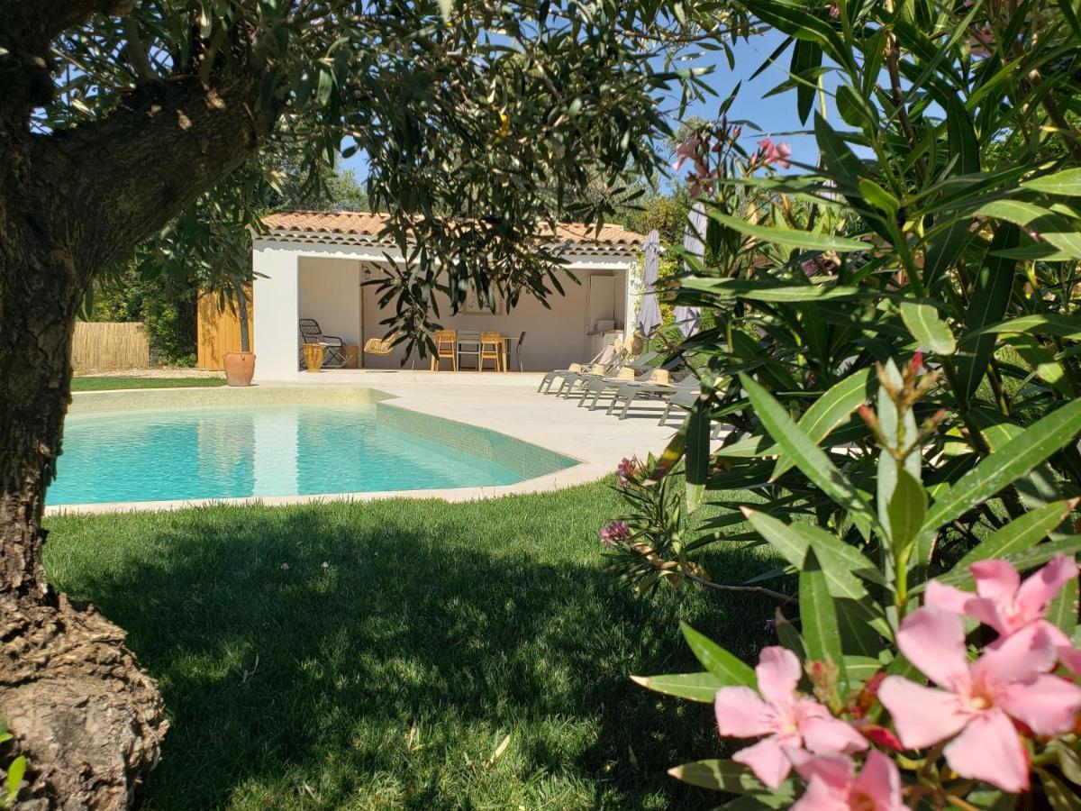 לינה וארוחת בוקר Éguilles La Bastide D'Alix מראה חיצוני תמונה