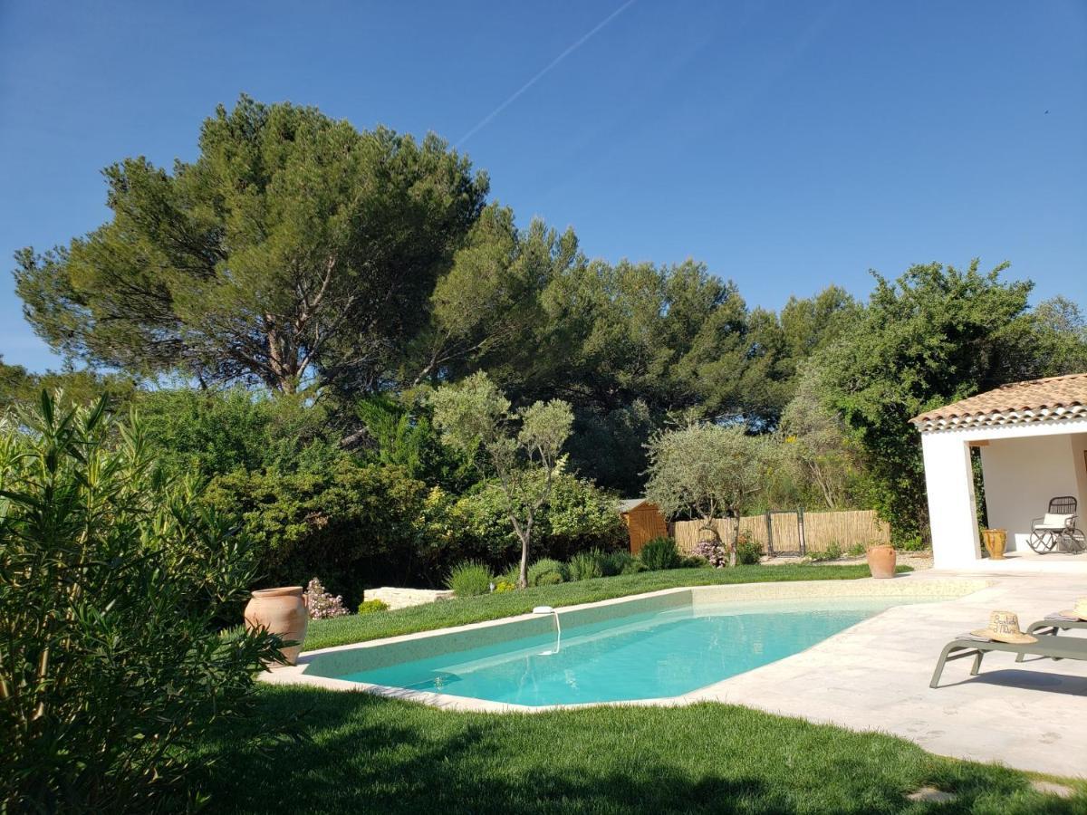 לינה וארוחת בוקר Éguilles La Bastide D'Alix מראה חיצוני תמונה