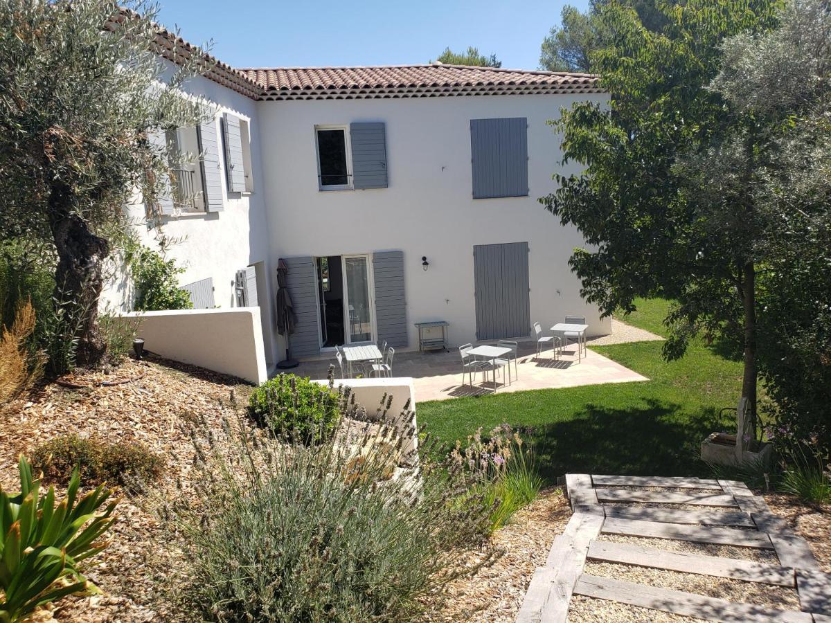 לינה וארוחת בוקר Éguilles La Bastide D'Alix מראה חיצוני תמונה