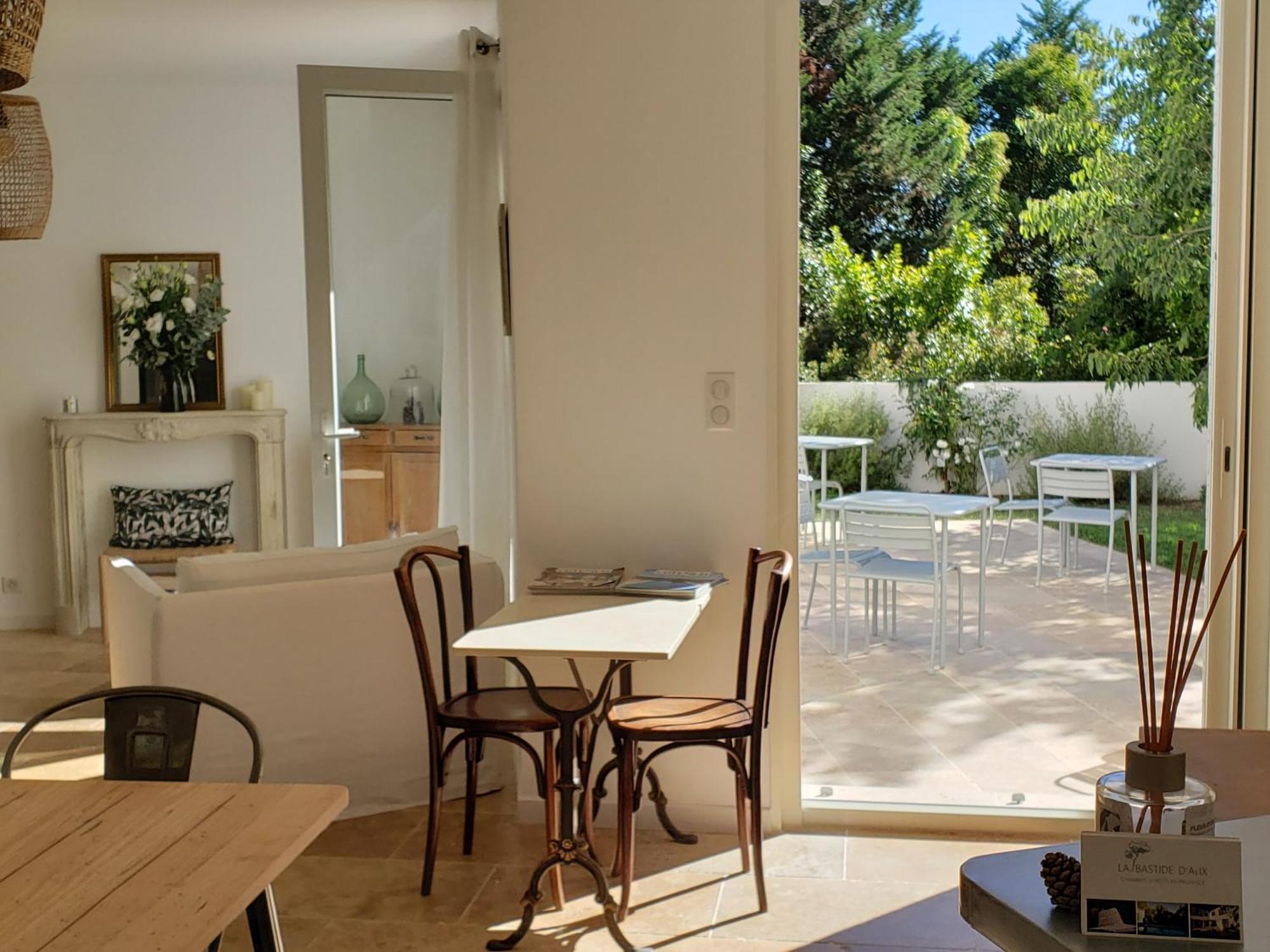 לינה וארוחת בוקר Éguilles La Bastide D'Alix מראה חיצוני תמונה